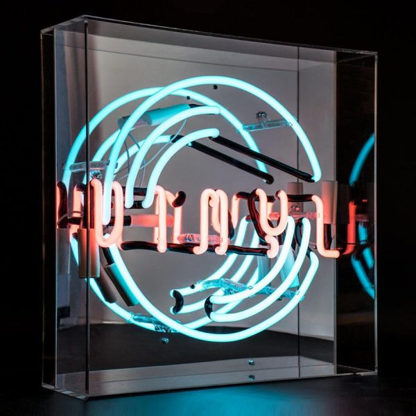 Acrylic_Box_Neon_-_Vinyl_-_Side_Angle_On_-_Web_900x