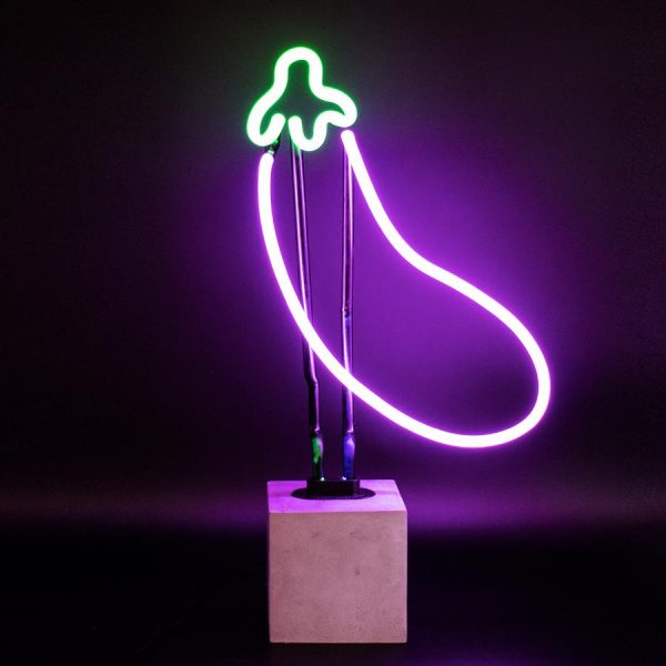 Concrete_Base_Neon_-_Aubergine_-_Web_900x