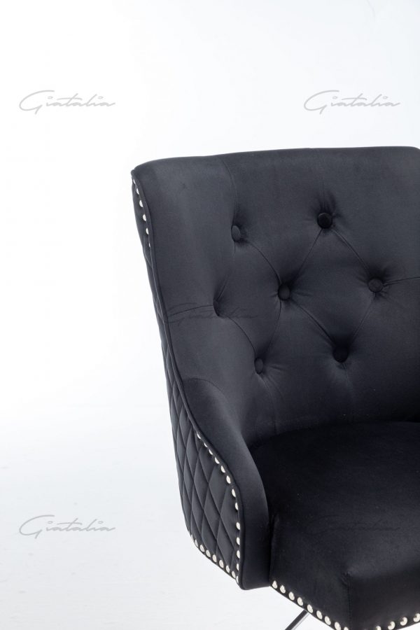 Black Chelsea Lion Barstool